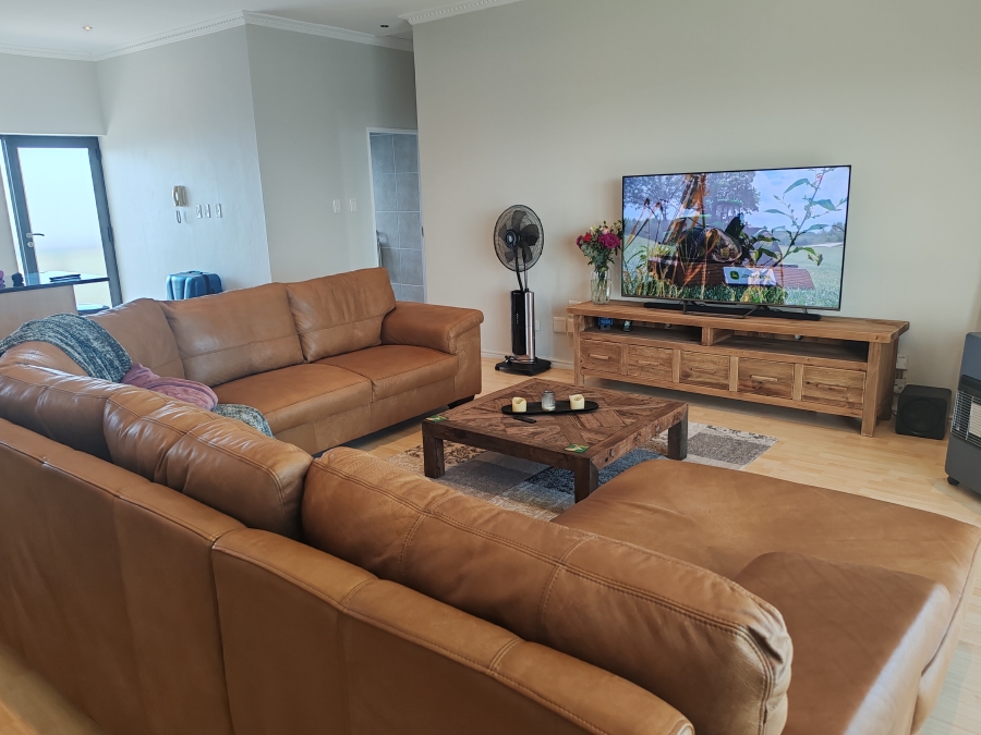 To Let 2 Bedroom Property for Rent in Big Bay Western Cape